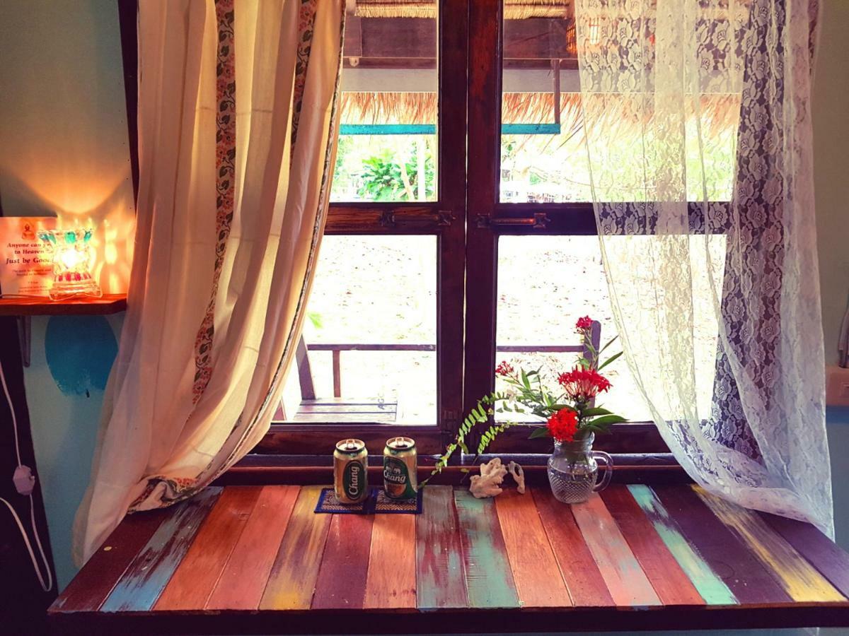Готель ฺbay Yard Hut Ко-Чанг Екстер'єр фото
