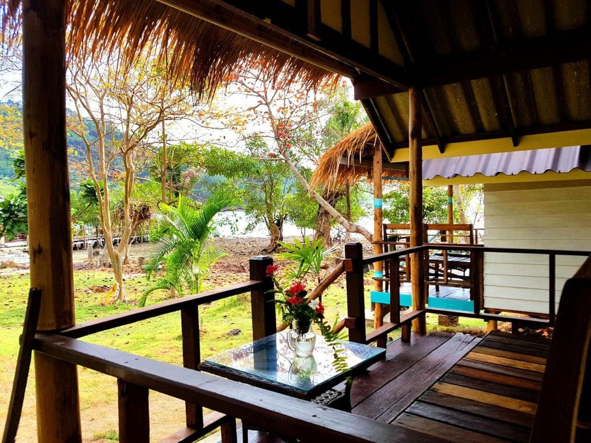 Готель ฺbay Yard Hut Ко-Чанг Екстер'єр фото