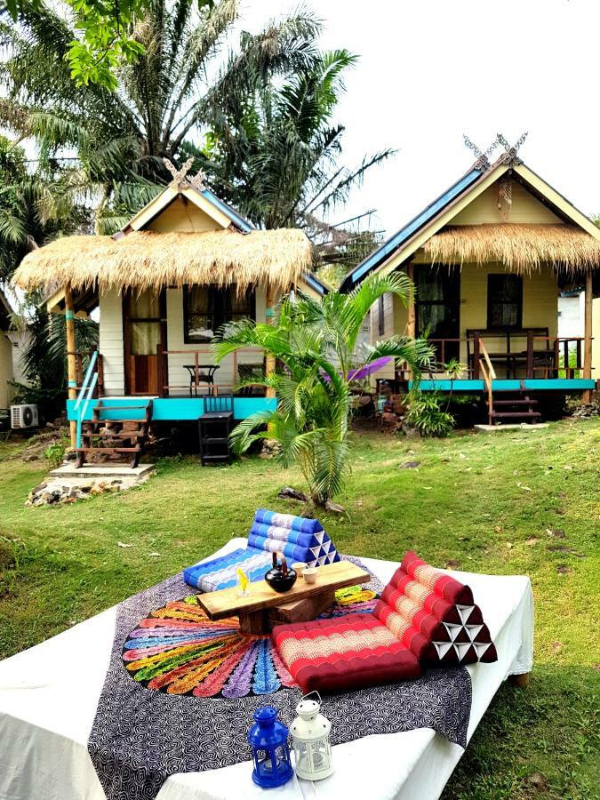 Готель ฺbay Yard Hut Ко-Чанг Екстер'єр фото