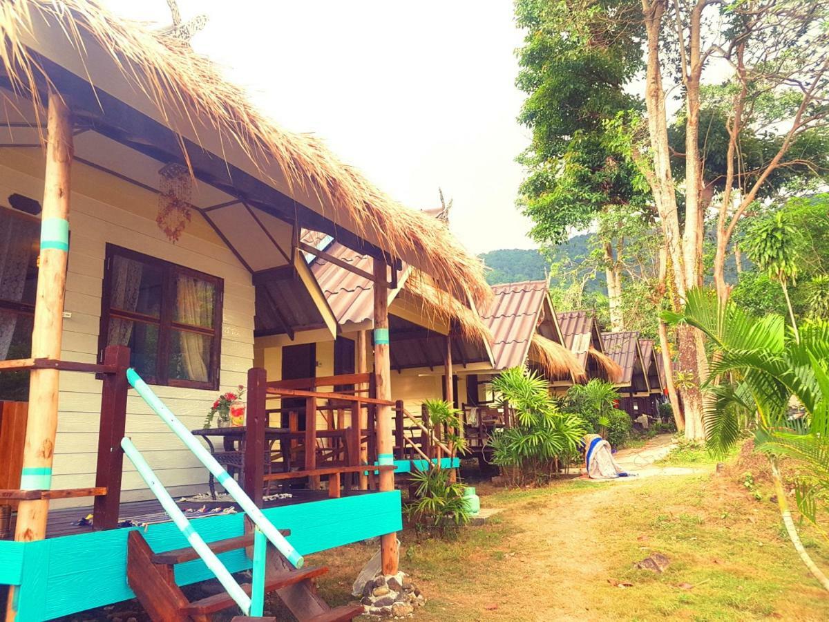 Готель ฺbay Yard Hut Ко-Чанг Екстер'єр фото
